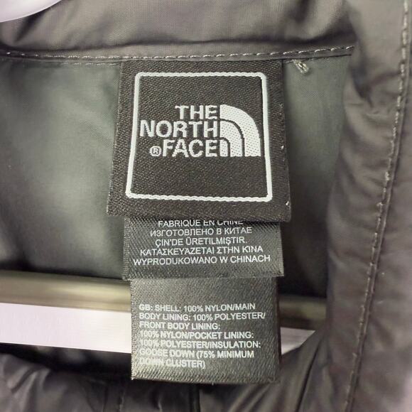 The North Face Nuptse Gray 550 Puffer Jacket Medium 10/12‎ - Picture 5 of 5